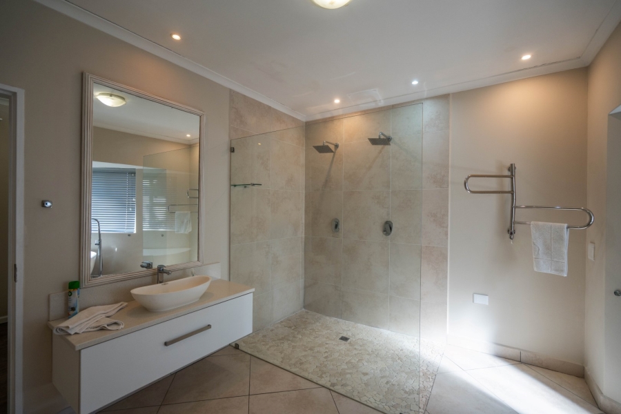 6 Bedroom Property for Sale in West Bank Eastern Cape